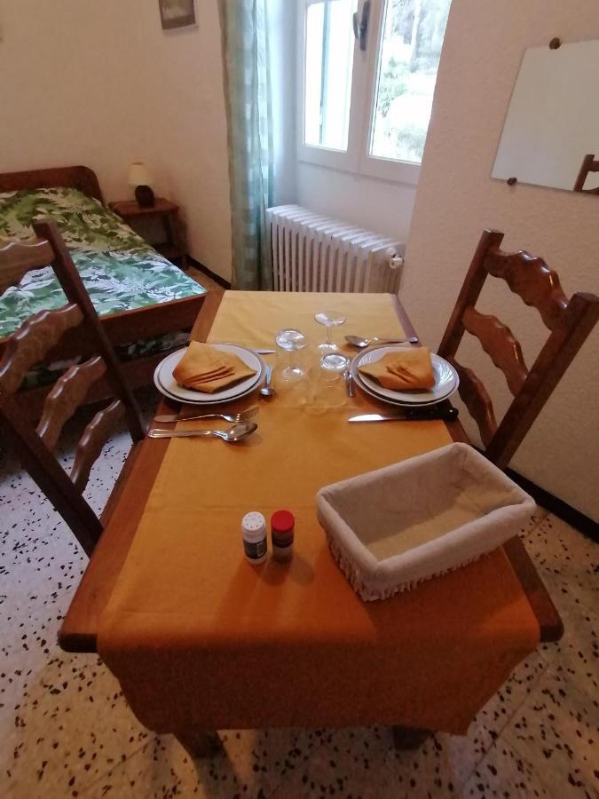 Gite Le Colombier Alzon Kültér fotó